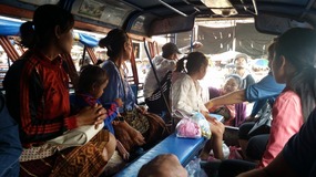 Sorng-t-au ride to Champasake