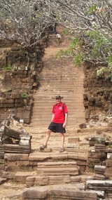 Walking up to the Gopura