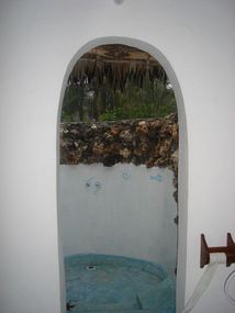 Outdoor Bathroom - Zanzibar Style.