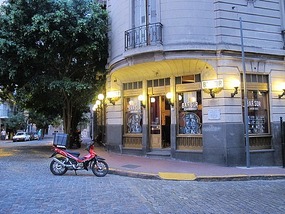 Outside Bar Sur.