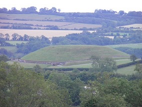 Newgrange - Bend Of The Boyne.