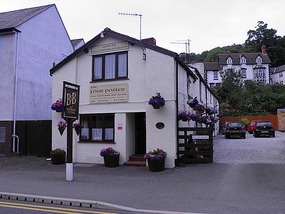 Llangollen - B&B.