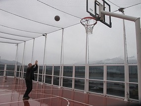 Avan Puts Some Shots Up.