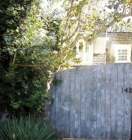 Adam Sandlers Gate - Beverley Hills.