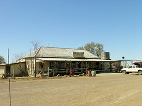 The Middleton Hotel - Plenty Highway.