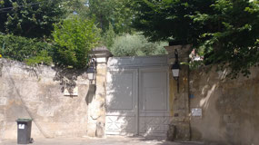 Le Gaimont Entry Door
