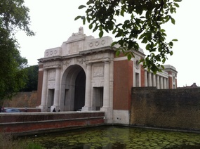 MENIN GATE. 