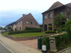 GUIDO & MAGDA'S STREET. 