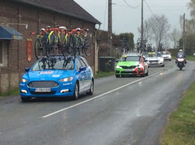 Tour support cars