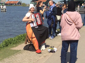 Dutch accordion player at Zaahan Schans