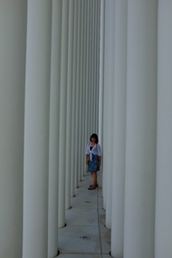 In the Philharmonie columns