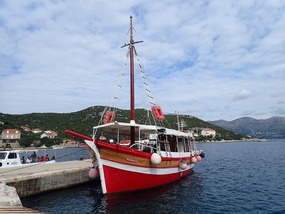 A three island tour, a three island tour ... 