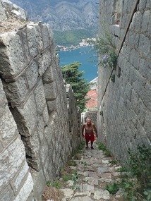 Steep staircase to the sea below, on the way ...