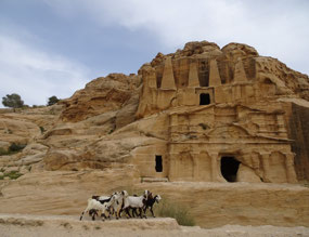 Bab Al Siq