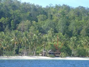 The cabina of rusty nails at Yenanas on Gam