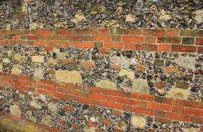Walls with flint inserts, very common here