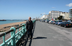 Bob on Esplanade, Brighton