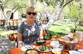 Lunch under the trees