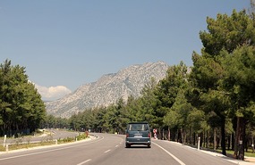Up mountains to Termessos