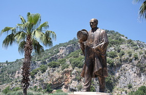 Every town has a statue of Attaturk