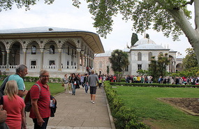 Another kiosk in third courtyard