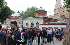 The queue at Hagia Sofya