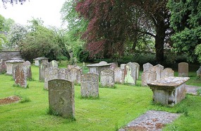 Graveyard, St Lawrence Church, Lechlade-on-Thames