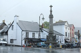 Crickhowell in the rain