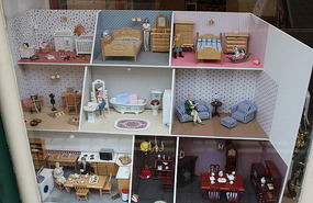 Lovely dolls house