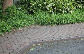 Iron kerbing
