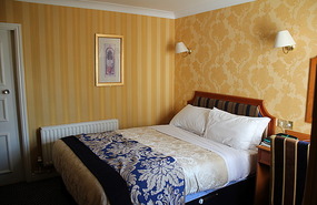 Buckatree Hotel room