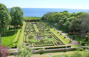 Garden to the firth