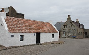 Maggie's Hoosie, Inverallochy
