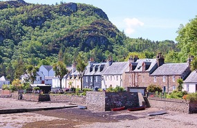 Row of houses by the shore, Plockton