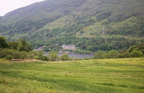 Distant manor 