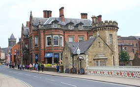 Another tollbooth cafe on Lendal Bridge