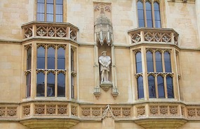 Lots of Henry VIII here