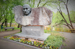 Oskar Luts, a popular author