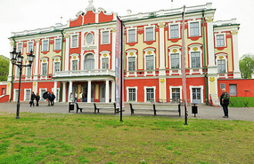Kadriorg Palace