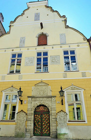 Blackheads House