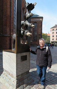 Political Musicians of Bremen statue