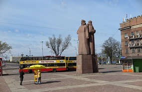 The Riflemen Monument