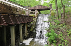The milll stream at Vandens Malunas