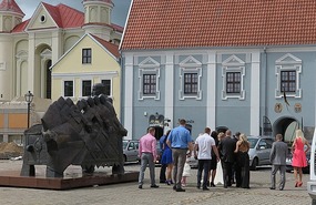 Wedding party at Town Hall
