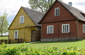 Houses in Siluva