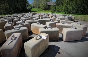 Suitcase installation