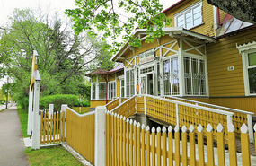 Another guesthouse