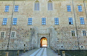 Entrance to Vadstena Slott