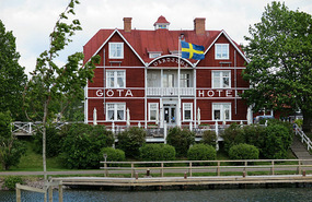 Gota Hotel on Gota Canal