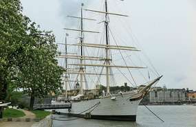 Boat hostel